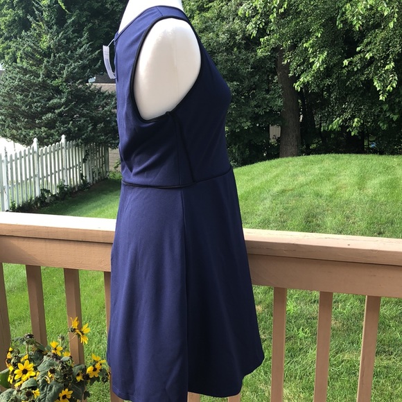 NWT The Vanity Room navy blue dress w black trim - Picture 5 of 5